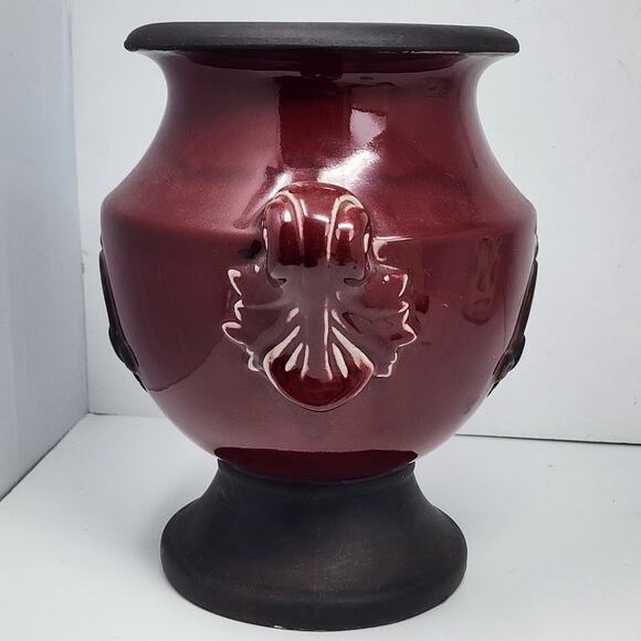 Gothic Red & Black Damask Vase - Picture 5 of 10
